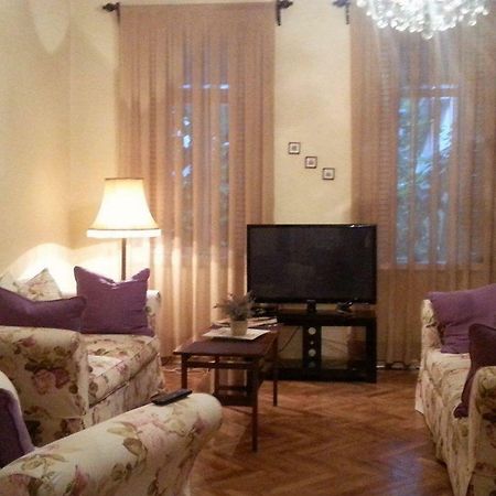 Marinas Guesthouse Kobuleti Εξωτερικό φωτογραφία