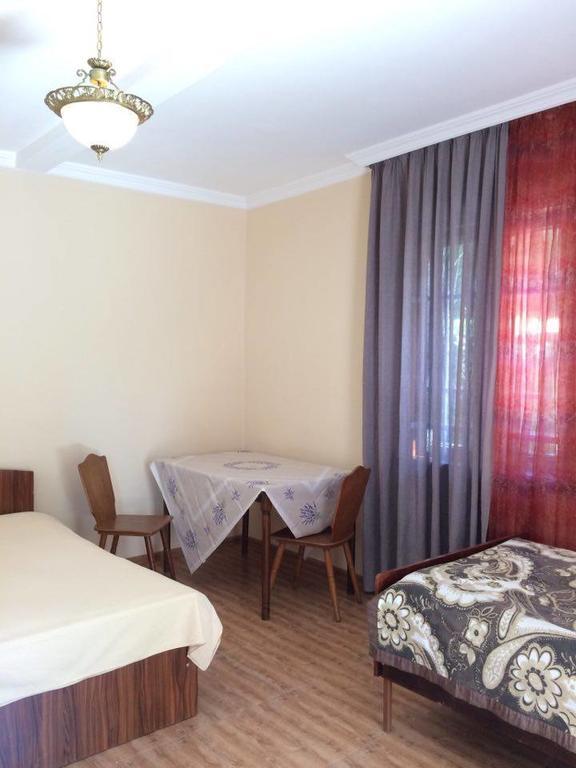 Marinas Guesthouse Kobuleti Εξωτερικό φωτογραφία